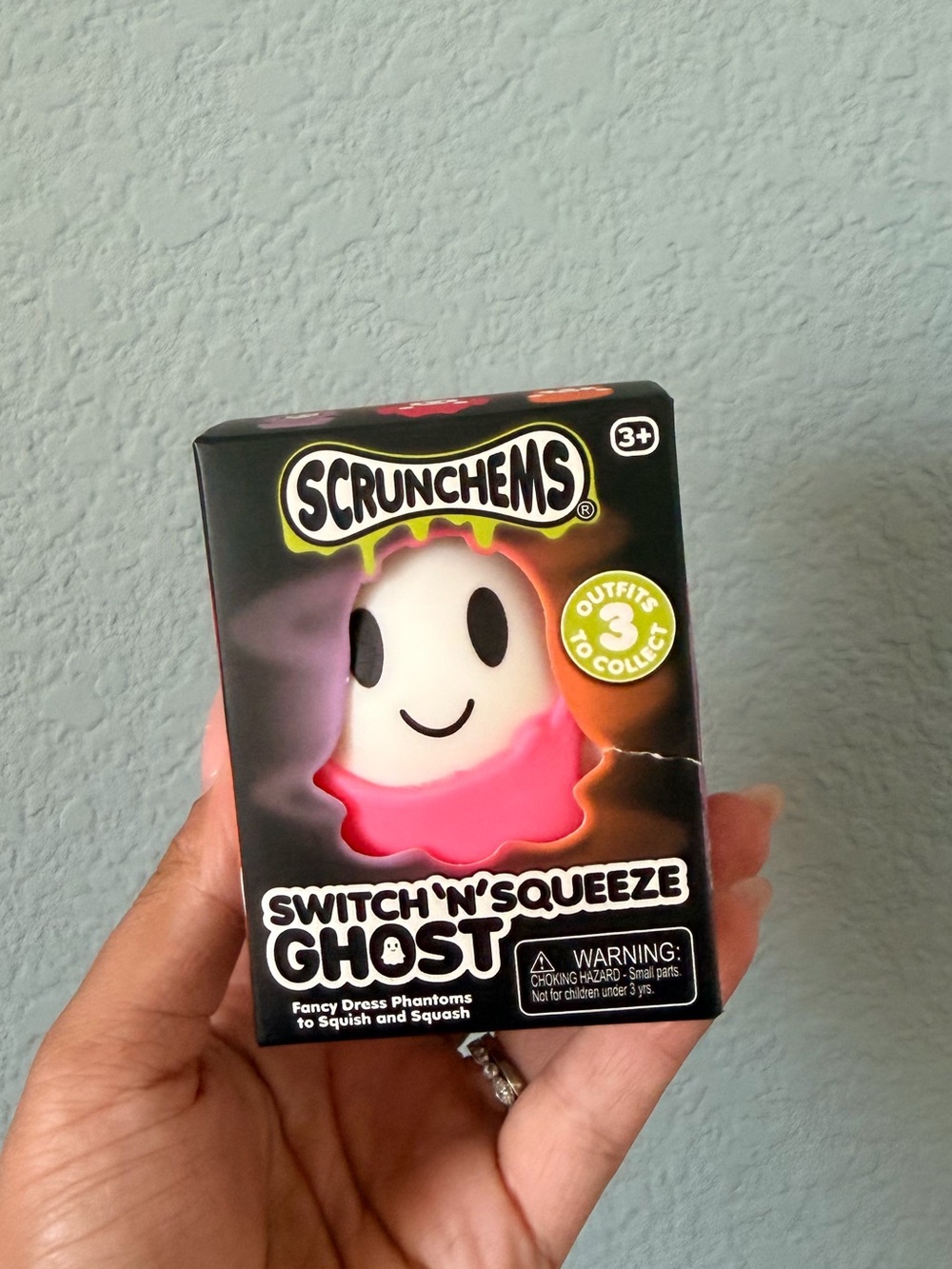 Switch'N'Squeeze Ghost Plush Toy - Pink